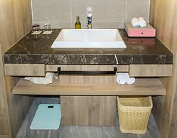 Atour Hotel International Tourist Resort Xiuyan Road Shanghai