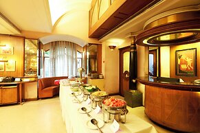 Kohinoor Executive