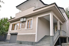 Center Villa Kutaisi