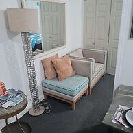 Bell At The Airport Suites Adults Only ( Free Airport Transportation)