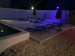 Bell At The Airport Suites Adults Only ( Free Airport Transportation)