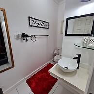 Bell At The Airport Suites Adults Only ( Free Airport Transportation)