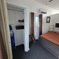 Bell At The Airport Suites Adults Only ( Free Airport Transportation)