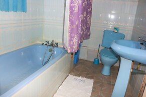 Ann's Haven Hotel & Suites