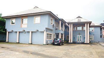 Ann's Haven Hotel & Suites