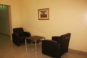 Ann's Haven Hotel & Suites