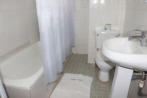 Ann's Haven Hotel & Suites