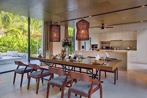 Luxury Pool Villa Resort