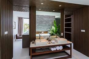 Luxury Pool Villa Resort