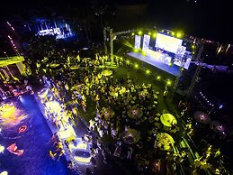 Luxury Pool Villa Resort