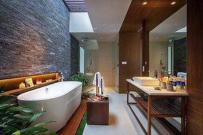 Luxury Pool Villa Resort