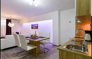 Deluxe Apartments Goya