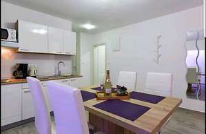 Deluxe Apartments Goya