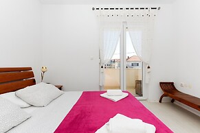 Deluxe Apartments Goya