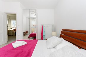 Deluxe Apartments Goya