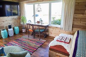 Dungeness Bay Cottages