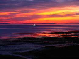 Dungeness Bay Cottages