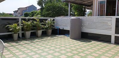 Ban Sasithorn Huahin