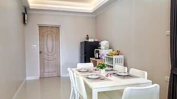 Ban Sasithorn Huahin