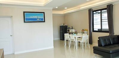 Ban Sasithorn Huahin