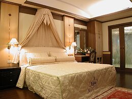 Swan Lake hotel