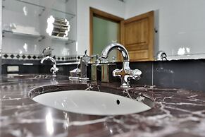 BELLE apartment on Italianskaya