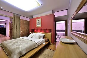 BELLE apartment on Italianskaya