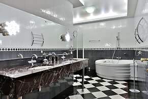 BELLE apartment on Italianskaya