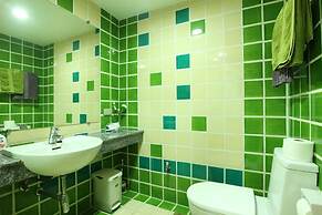 Serena Sathorn Suites