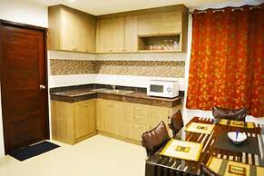 Serena Sathorn Suites