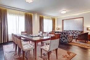 Balaji Sarovar Premiere Solapur