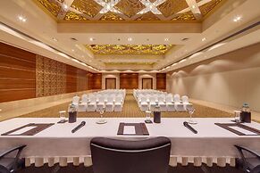 Balaji Sarovar Premiere Solapur