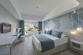Ivi Mare - Designed for adults by Louis Hotels