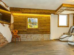 Chalet unter Weißblauem Himmel