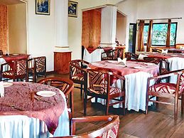 Royal Jardin Whistling Pines Resort