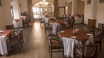 Royal Jardin Whistling Pines Resort