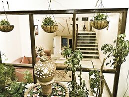 Royal Jardin Whistling Pines Resort