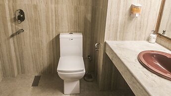 Royal Jardin Whistling Pines Resort