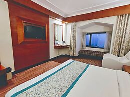 Royal Jardin Whistling Pines Resort