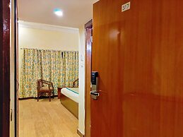 Royal Jardin Whistling Pines Resort