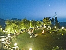 Royal Jardin Whistling Pines Resort