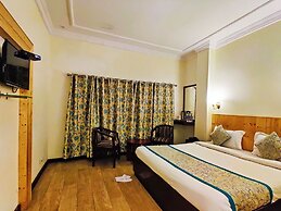 Royal Jardin Whistling Pines Resort