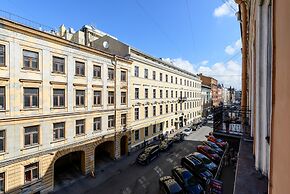 AQUARELLE apartment on Stremyannaya