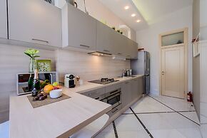 AQUARELLE apartment on Stremyannaya