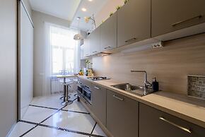 AQUARELLE apartment on Stremyannaya