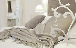 FLOS Guest House