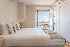 Alfama Vintage Studio Apartment w/ RiverView - by LU Holidays