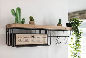 Alfama Vintage Studio Apartment w/ RiverView - by LU Holidays