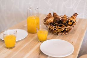 Alfama Vintage Studio Apartment w/ RiverView - by LU Holidays