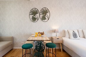 Alfama Vintage Studio Apartment w/ RiverView - by LU Holidays